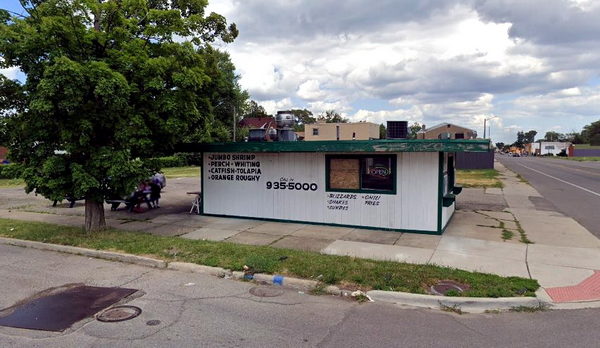 Tastee-Freez - Detroit - 13344 W Chicago St (newer photo)